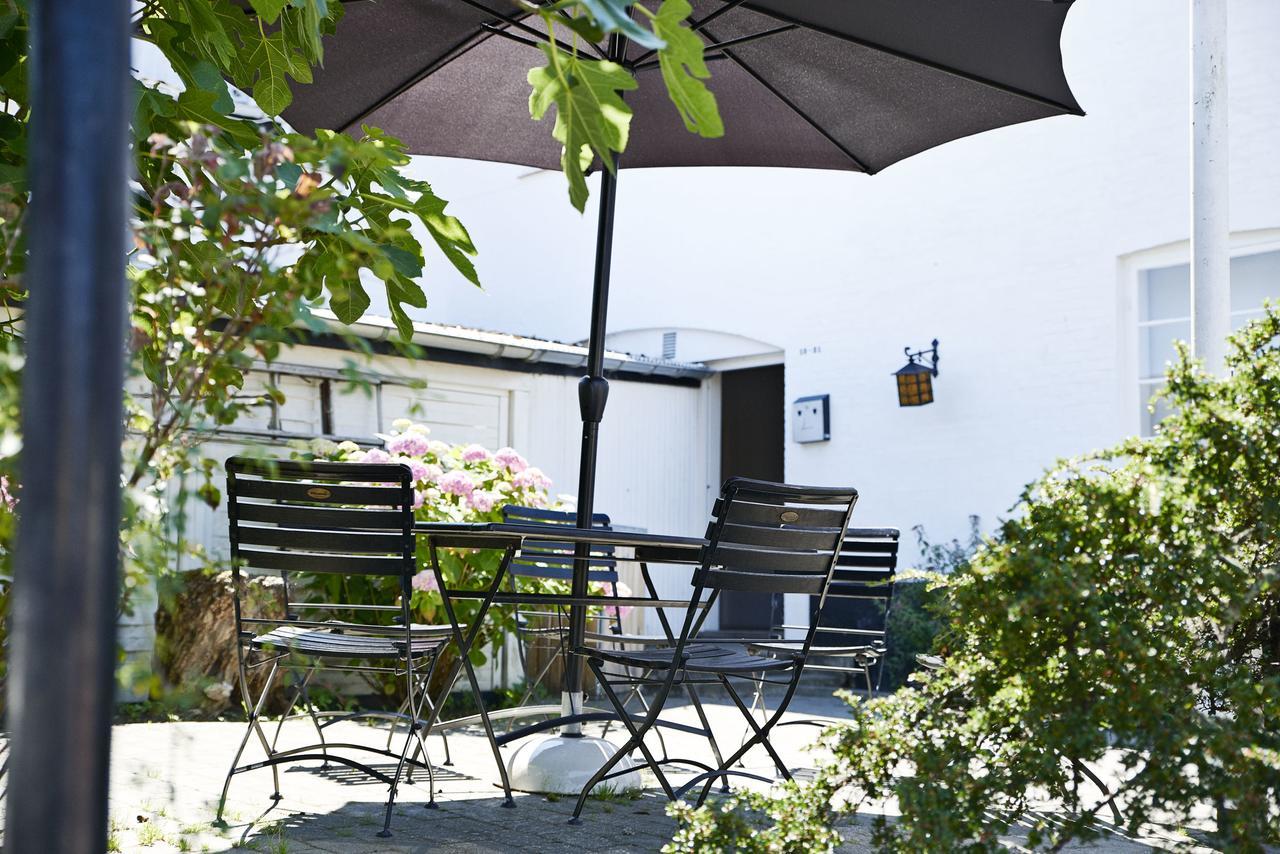 Gudhjem Hostel Экстерьер фото